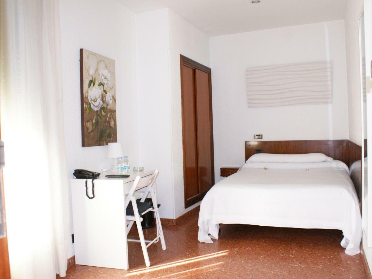La Bilbaina Hotel Vitoria-Gasteiz Cameră foto
